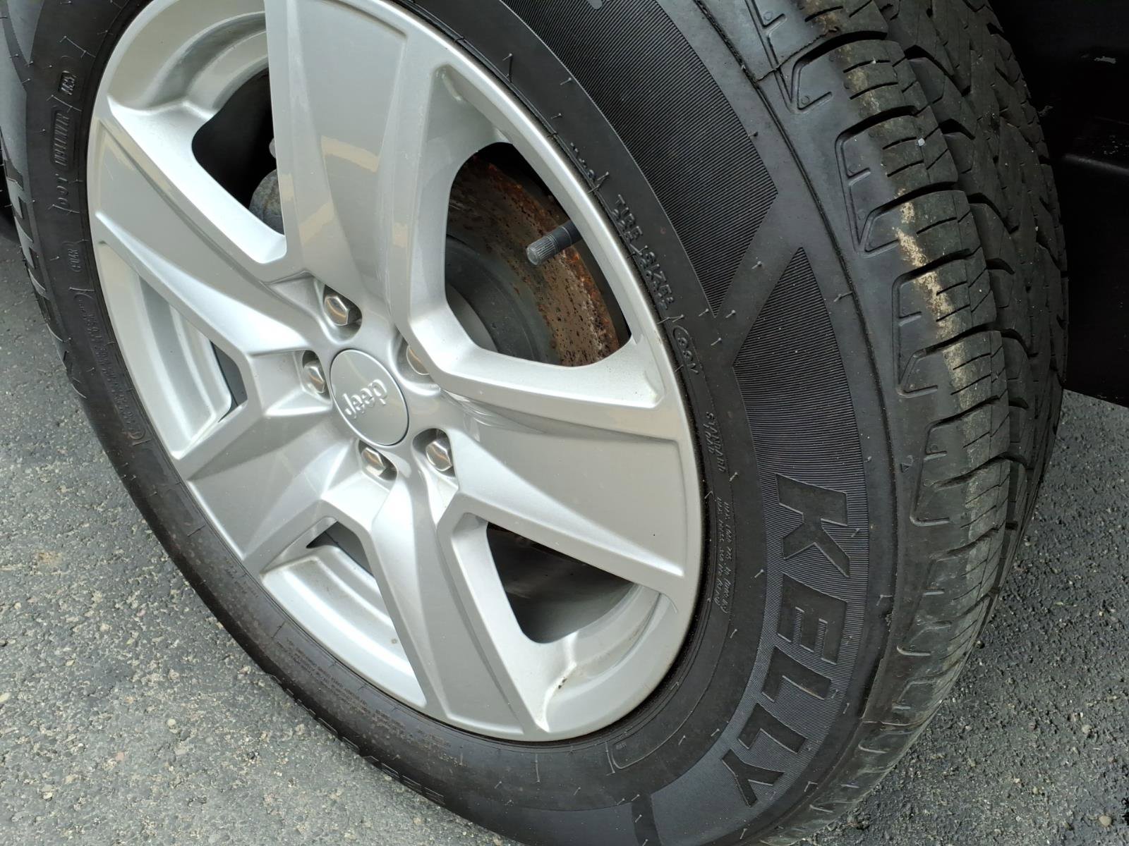 Used 2022 Jeep Compass Latitude w/ Convenience Group image 28