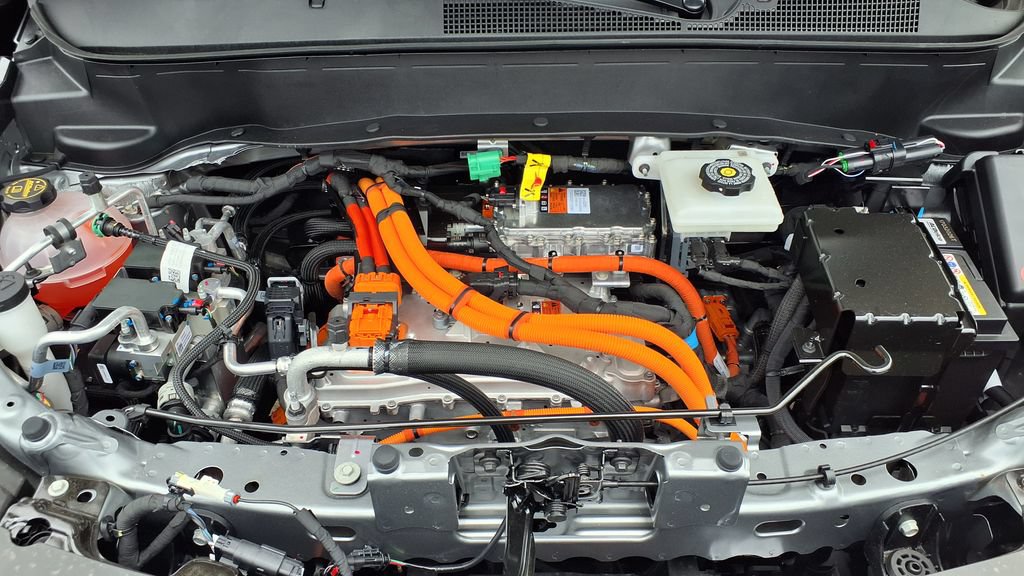 New 2027 Chevrolet Bolt RS w/ Technology Package FWD image 39