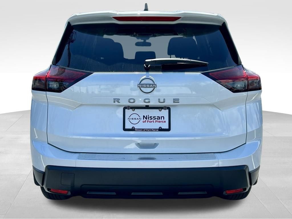 New 2026 Nissan Rogue SV image 7