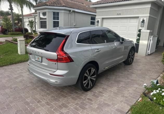 Used 2023 Volvo XC60 B5 Plus w/ Climate Package AWD/4WD image 2