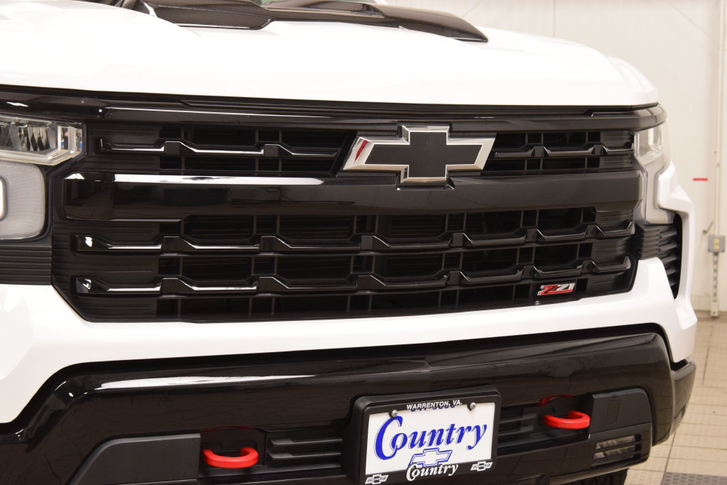 Used 2024 Chevrolet Silverado 1500 LT Trail Boss w/ Convenience Package II AWD/4WD image 11