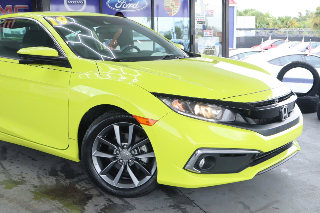 Used 2019 Honda Civic EX image 2