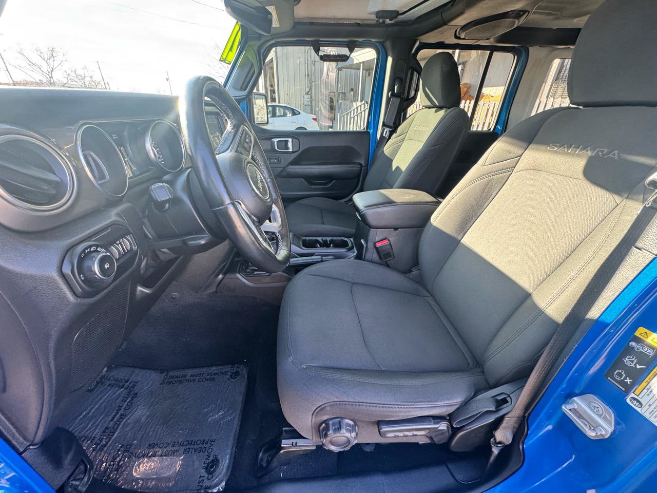 Used 2021 Jeep Wrangler Unlimited Sahara AWD/4WD image 16