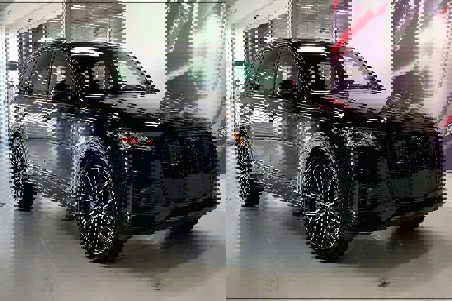 Used 2022 Audi Q7 3.0T Prestige w/ Prestige Package image 19