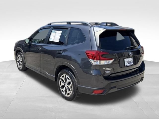 Used 2019 Subaru Forester Premium w/ All-Weather Package AWD/4WD image 5