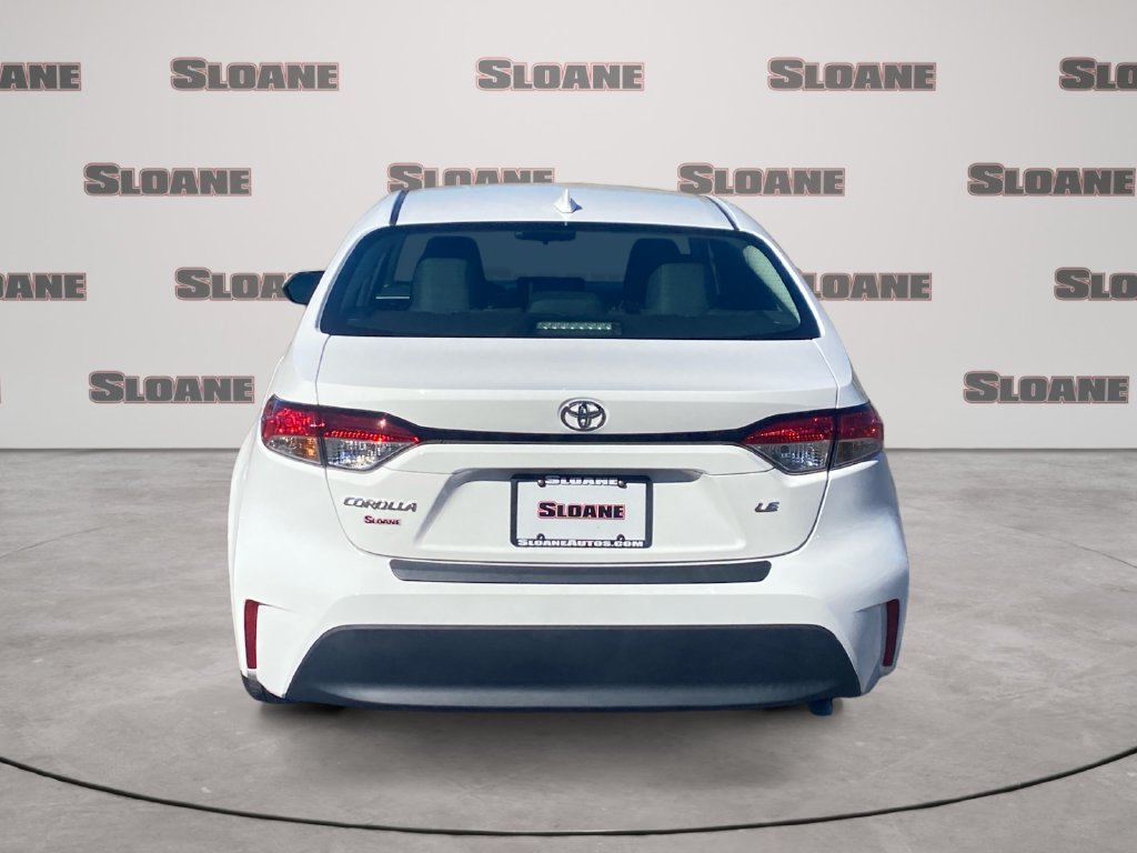 Used 2024 Toyota Corolla LE FWD image 4