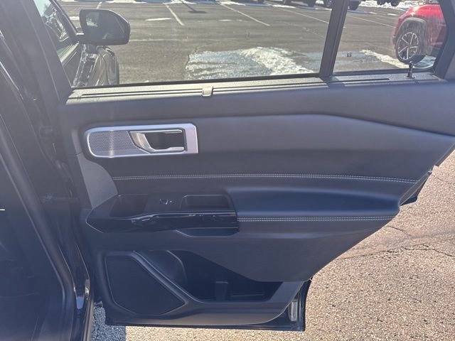 Used 2021 Ford Explorer ST image 24