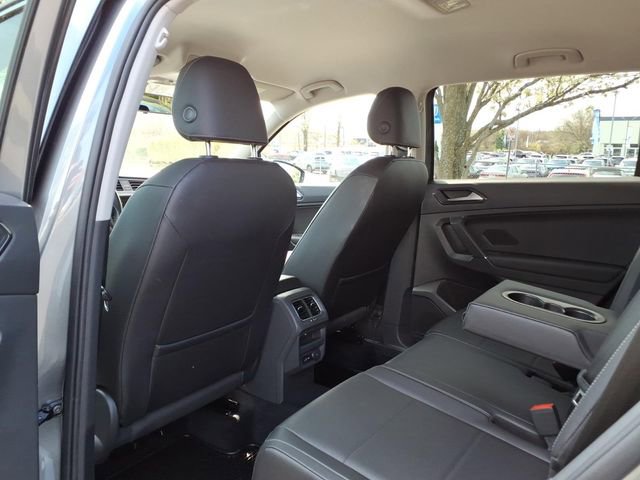Used 2018 Volkswagen Tiguan SE image 22