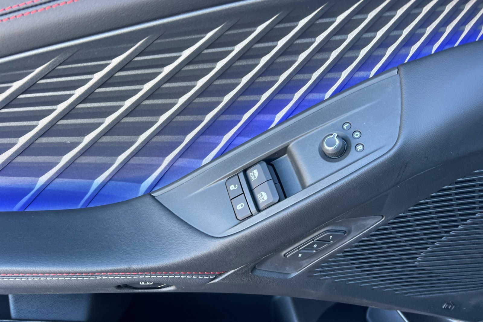 New 2024 Dodge Charger R/T w/ Plus Group image 9