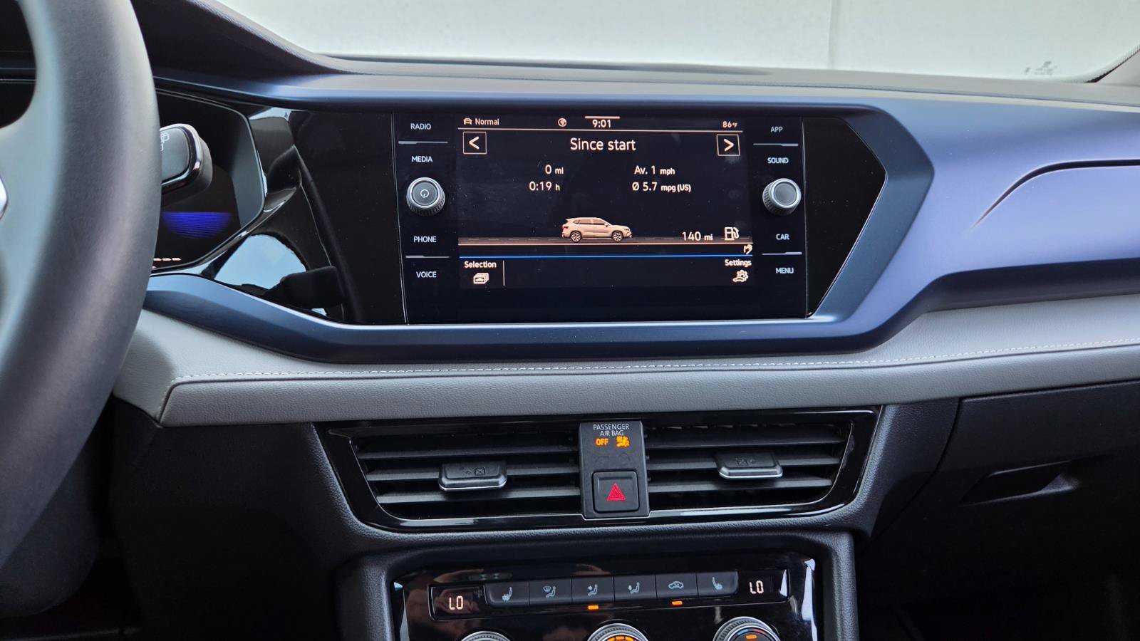 Certified 2024 Volkswagen Taos SE AWD/4WD image 31
