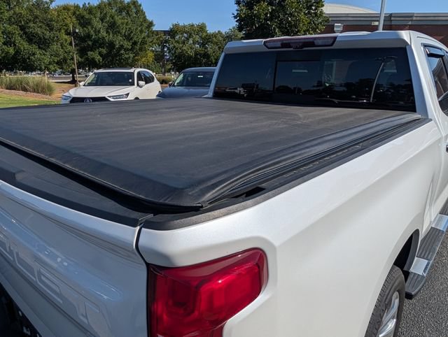 Used 2021 Chevrolet Silverado 1500 High Country w/ Technology Package AWD/4WD image 34