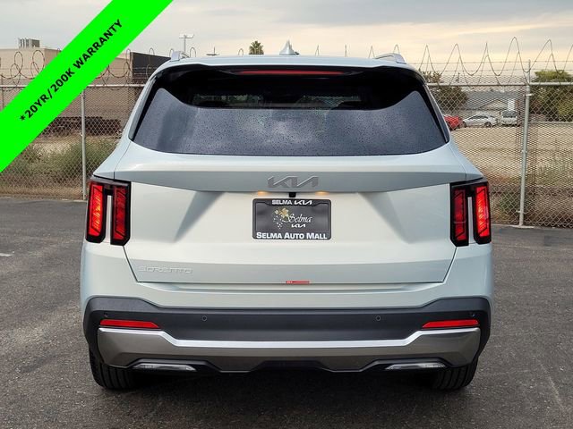New 2026 Kia Sorento S w/ S Panoramic Sunroof Package image 5