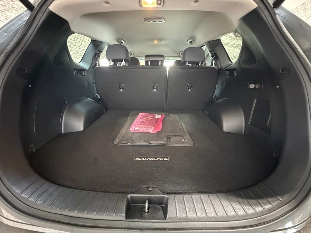 Certified 2023 Hyundai Santa Fe SEL FWD image 11