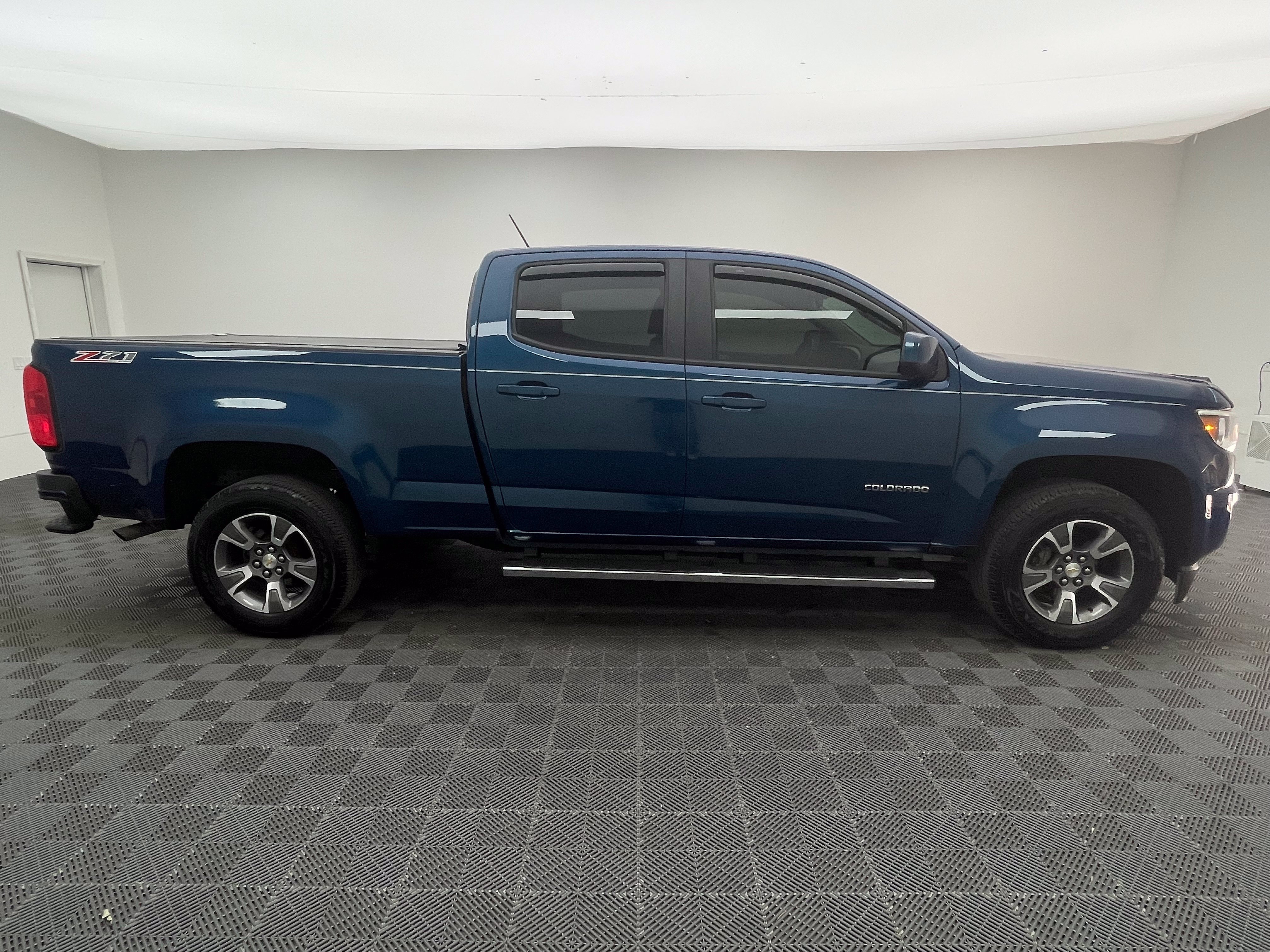 Used 2019 Chevrolet Colorado Z71 AWD/4WD image 6