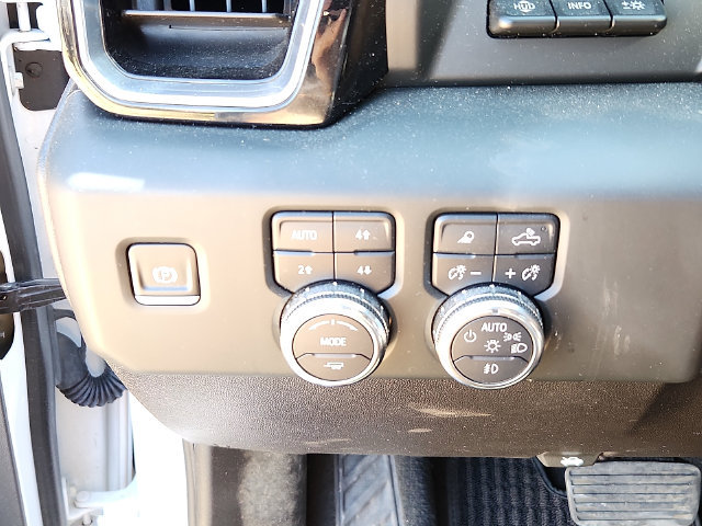 Used 2024 GMC Sierra 2500 Denali Ultimate AWD/4WD image 28