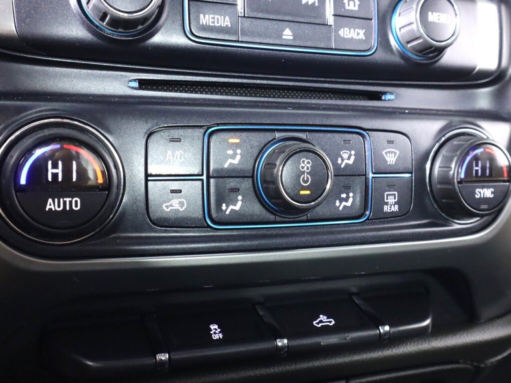 Used 2016 Chevrolet Silverado 1500 LTZ image 22