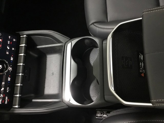 New 2027 GMC Terrain Elevation w/ Elevation Premium Package AWD/4WD image 26