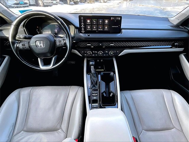 Used 2023 Honda Accord Touring image 16