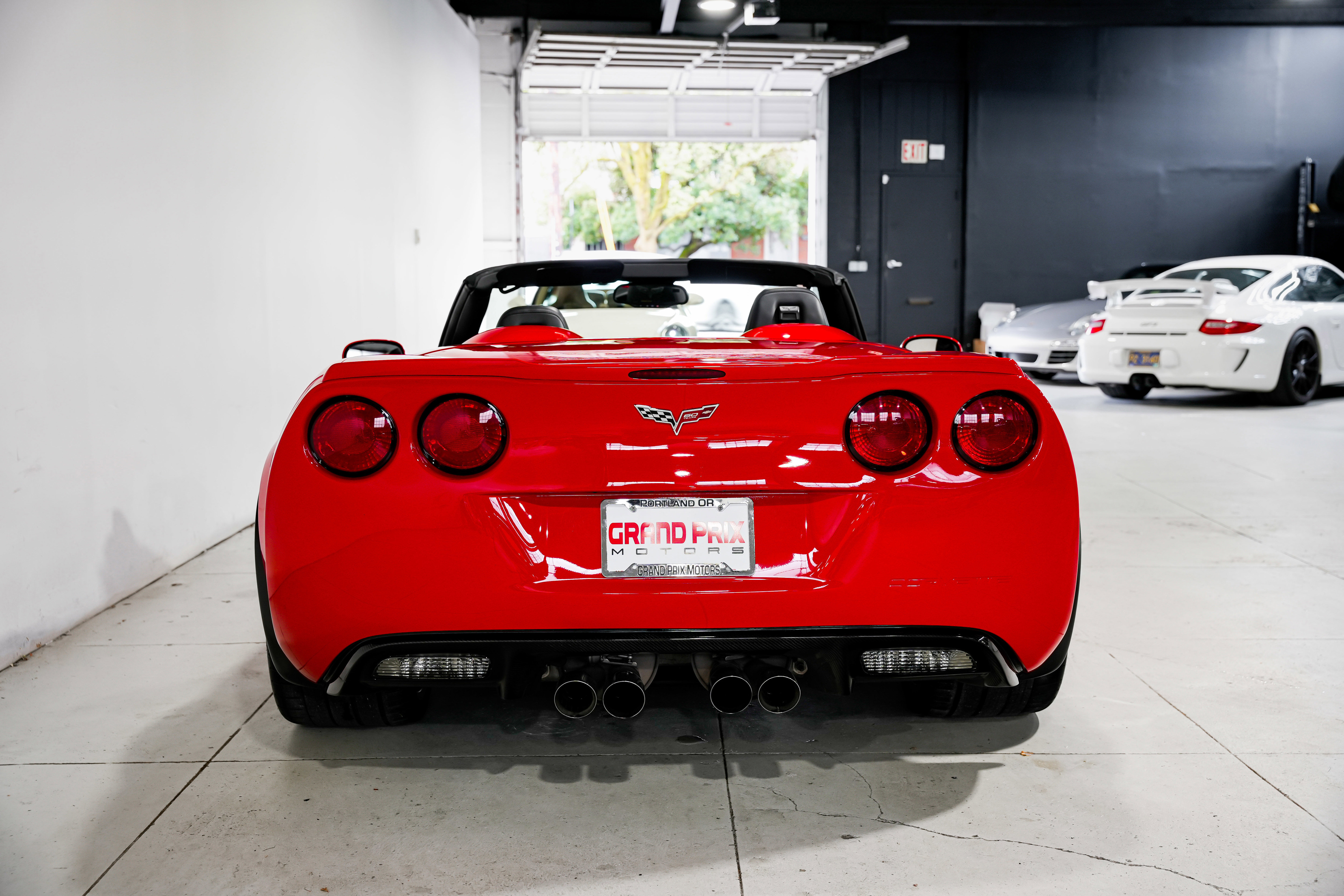 Used 2013 Chevrolet Corvette 427 w/ 1SC Preferred Equipment Group RWD image 4