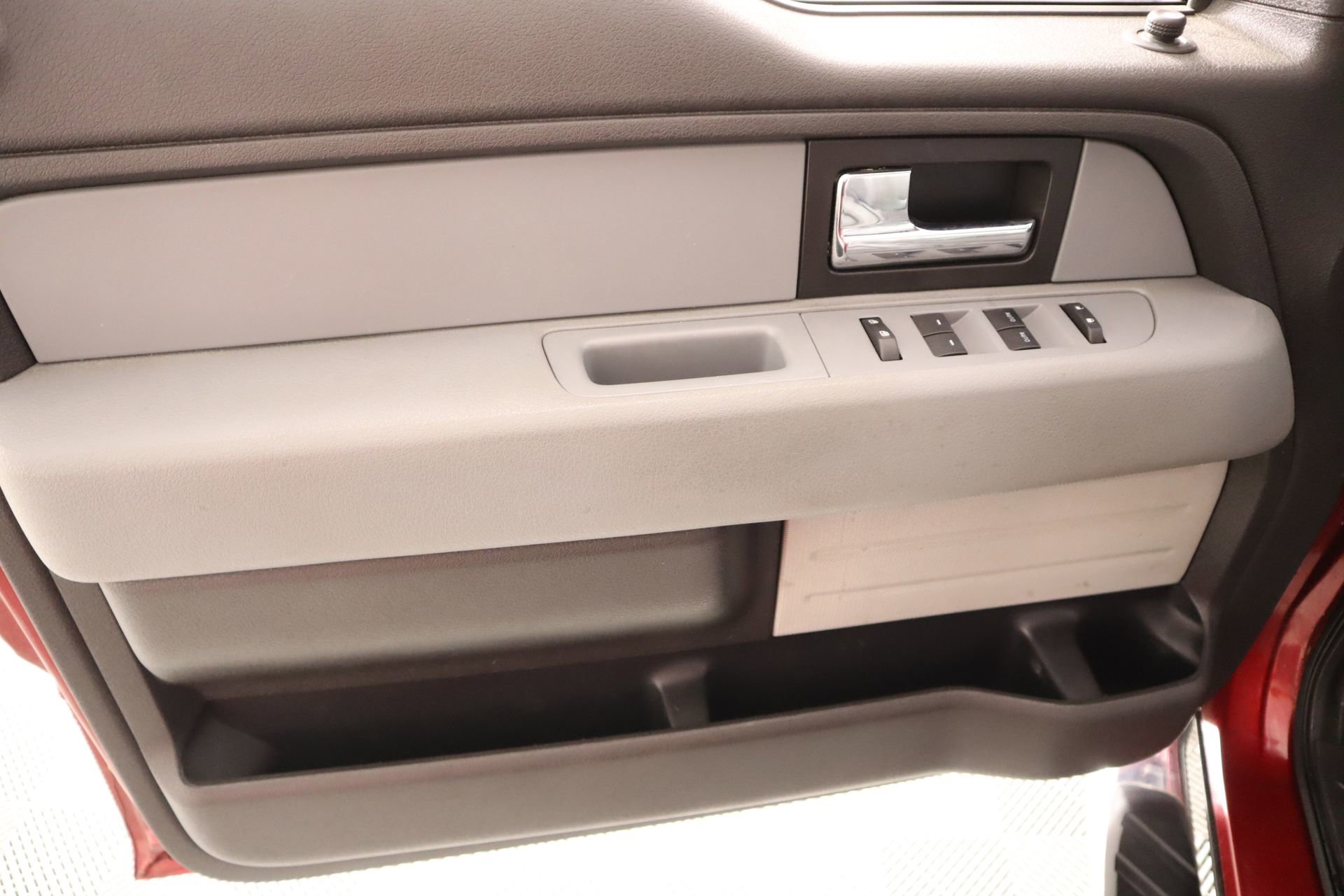 Used 2014 Ford F150 XLT w/ Equipment Group 302A Luxury image 13