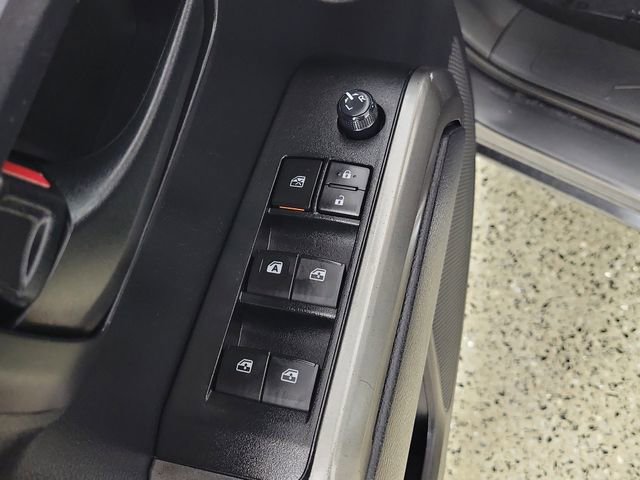 Used 2019 Toyota Tacoma SR5 RWD image 22