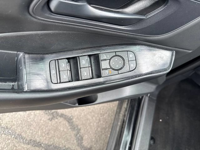 Used 2024 Nissan Rogue S AWD/4WD image 8