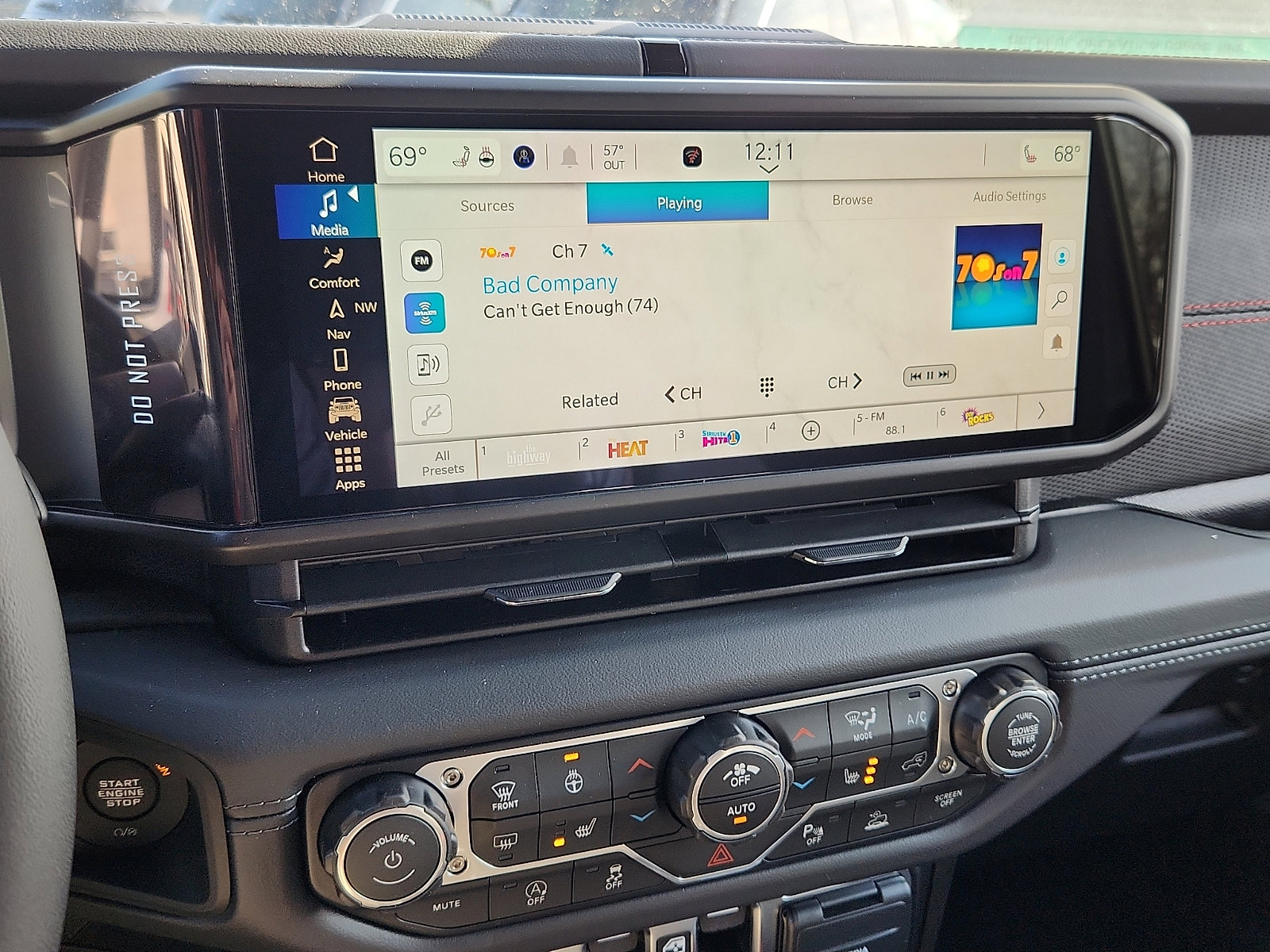 New 2026 Jeep Wrangler Unlimited Rubicon image 12