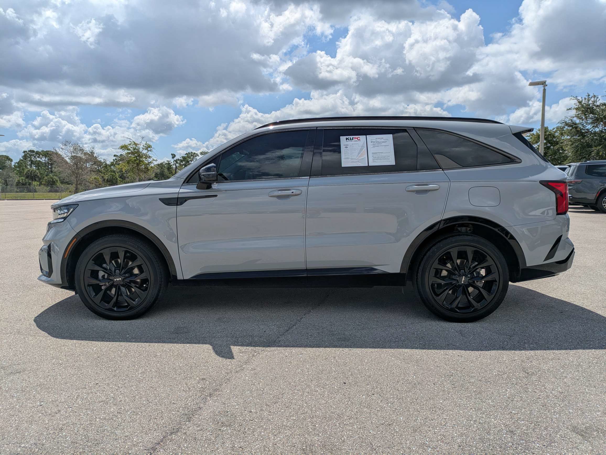 Certified 2022 Kia Sorento SX FWD image 8