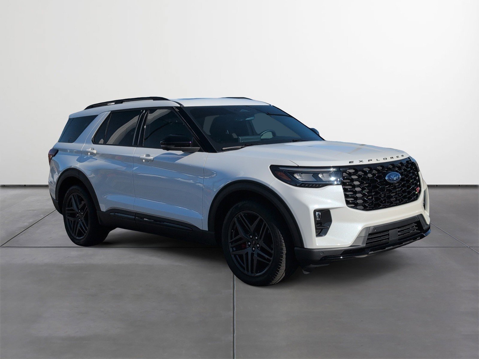 Used 2025 Ford Explorer ST image 7