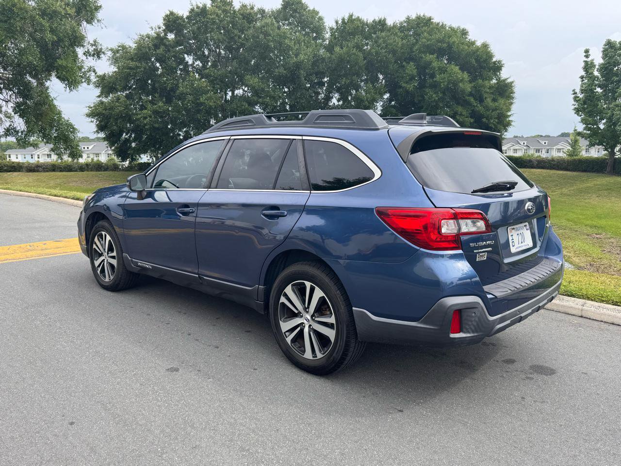 Used 2019 Subaru Outback 2.5i Limited AWD/4WD image 12