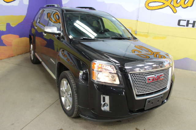Used 2015 GMC Terrain Denali FWD image 2