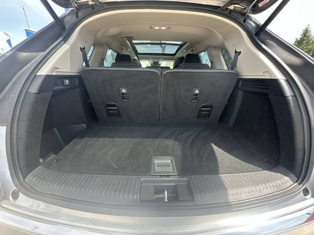 Used 2023 Acura MDX SH-AWD w/ Technology Package image 30
