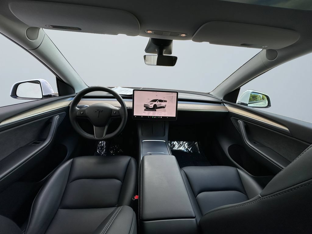 Used 2023 Tesla Model Y Long Range AWD/4WD image 10