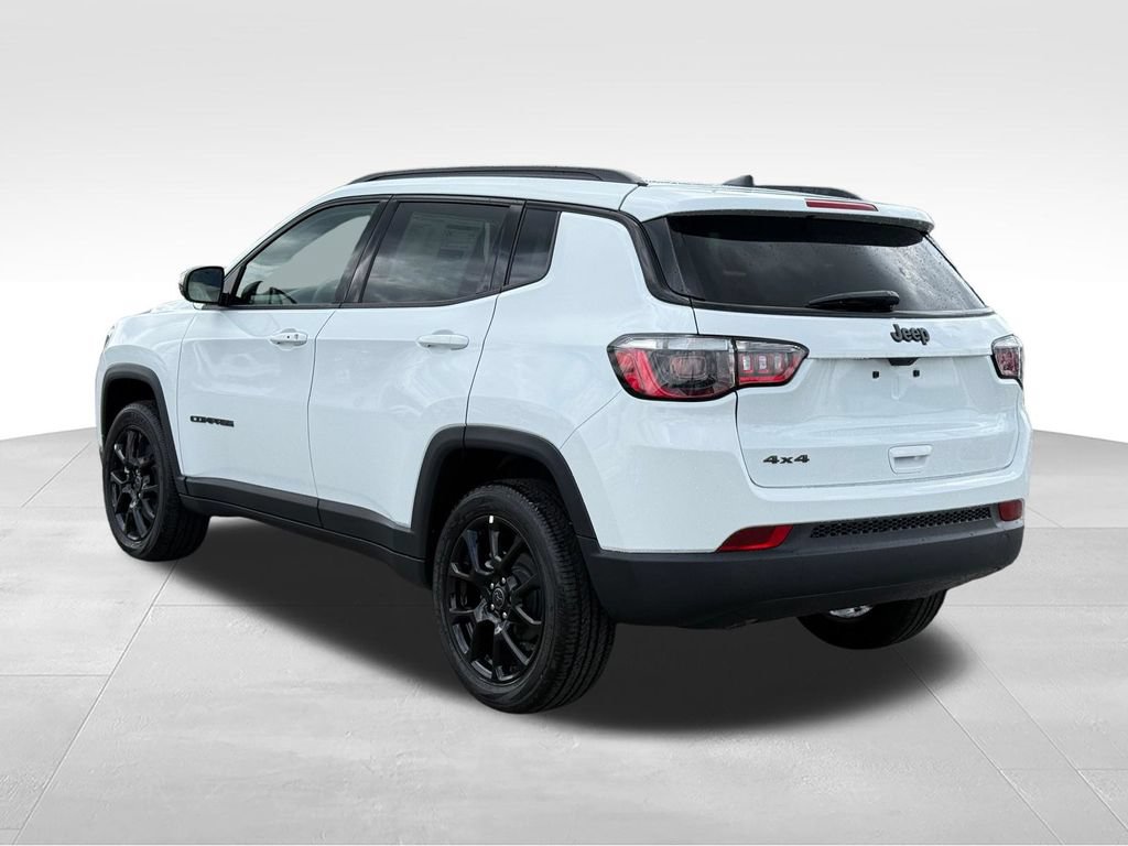 New 2026 Jeep Compass Latitude AWD/4WD image 3