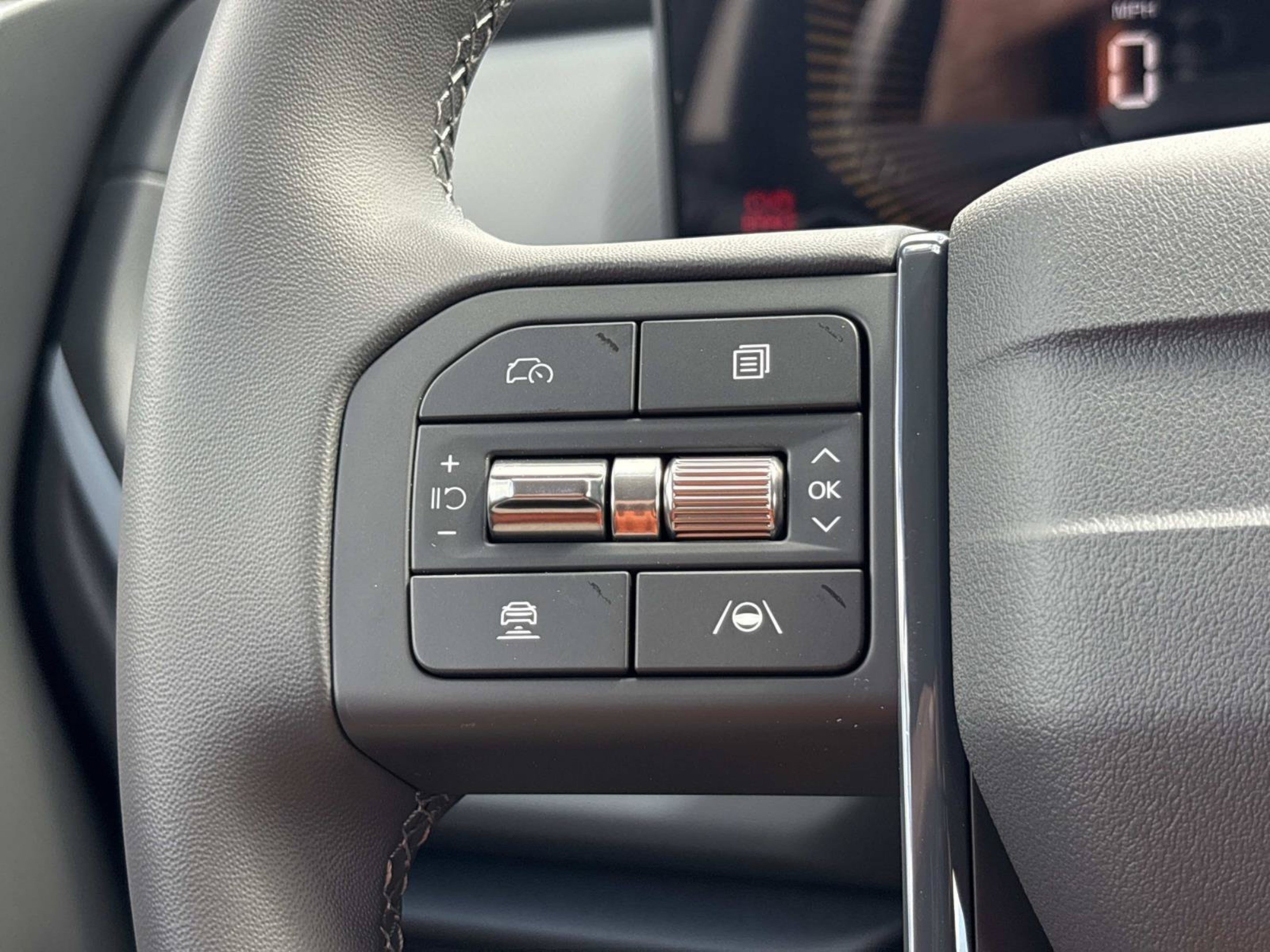 New 2027 Kia Seltos S FWD image 19