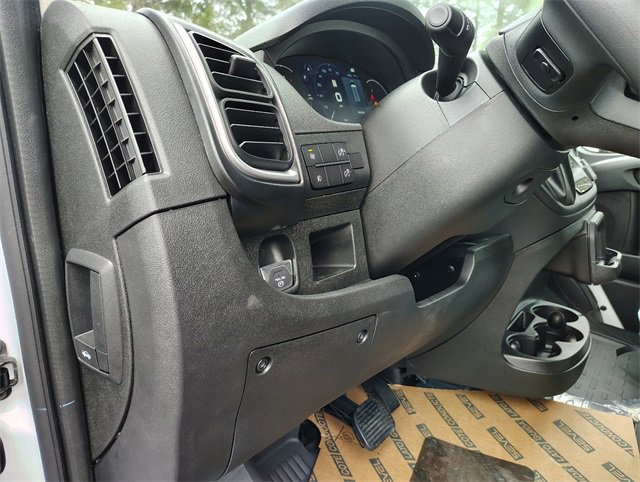 New 2026 RAM ProMaster 2500 w/ Quick Order Package 22G SLT image 12