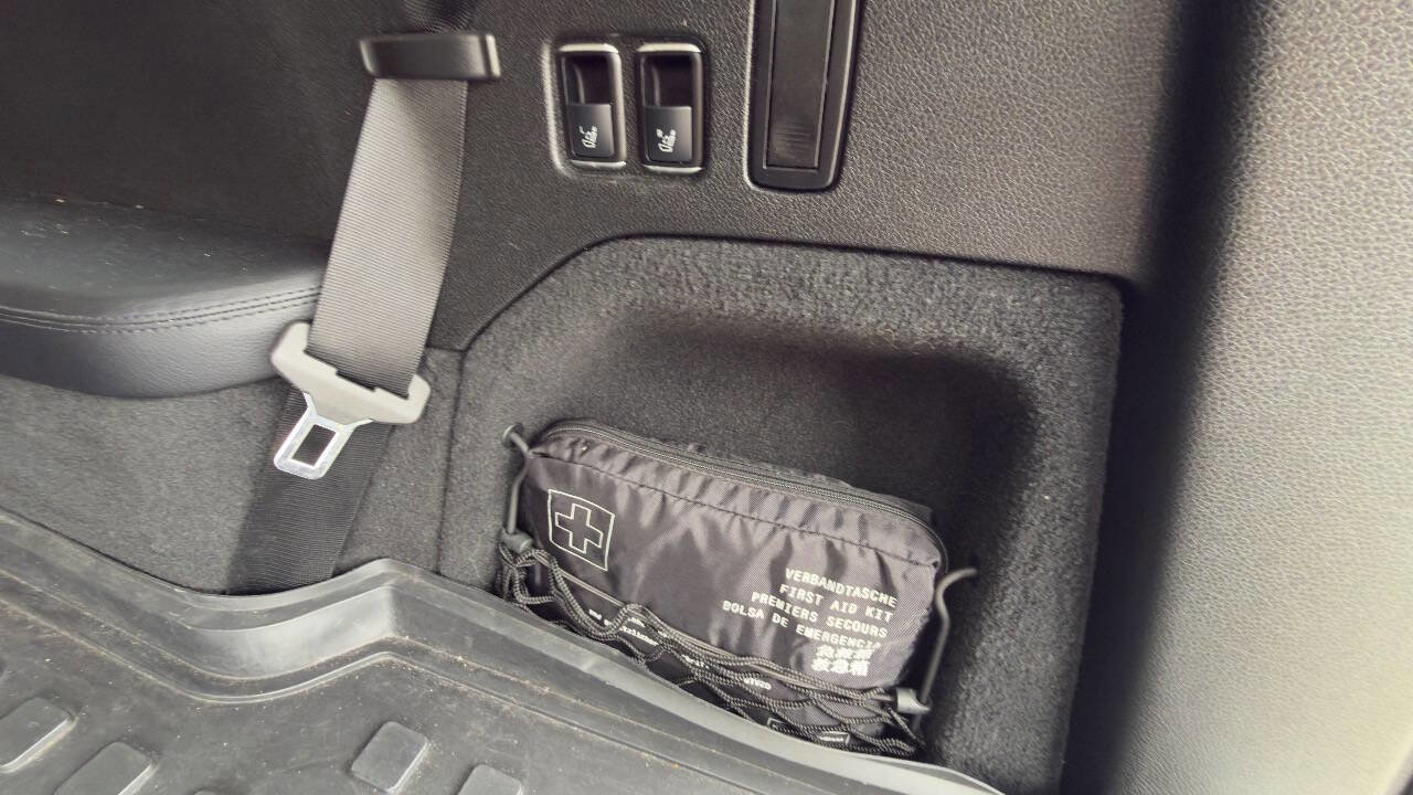 Used 2014 Mercedes-Benz GL 550 4MATIC image 41