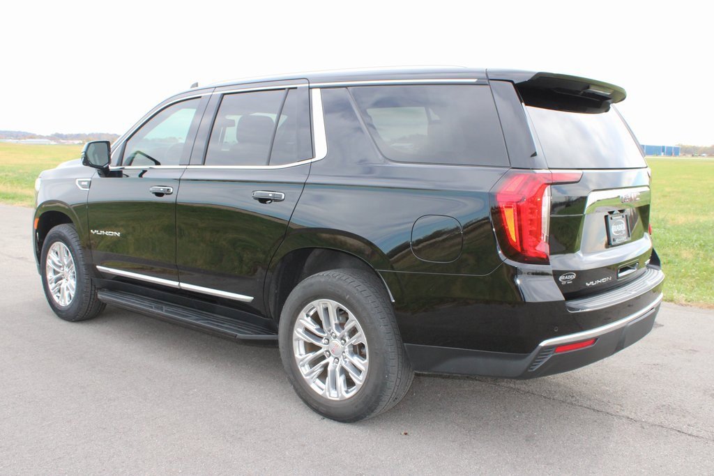 Used 2021 GMC Yukon SLT w/ SLT Premium Package image 5