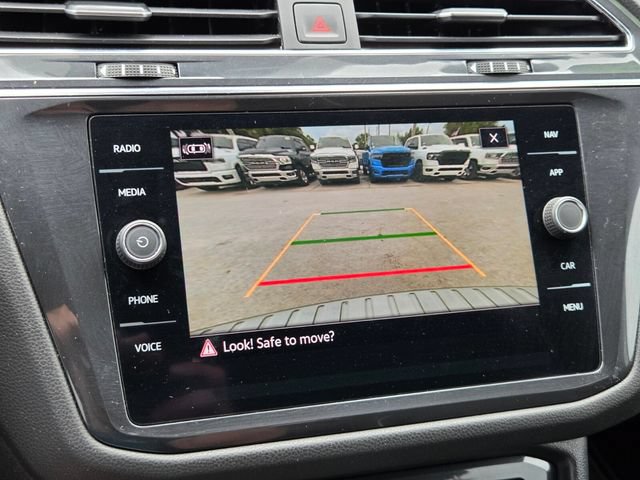 Used 2022 Volkswagen Tiguan SEL R-Line AWD/4WD image 27