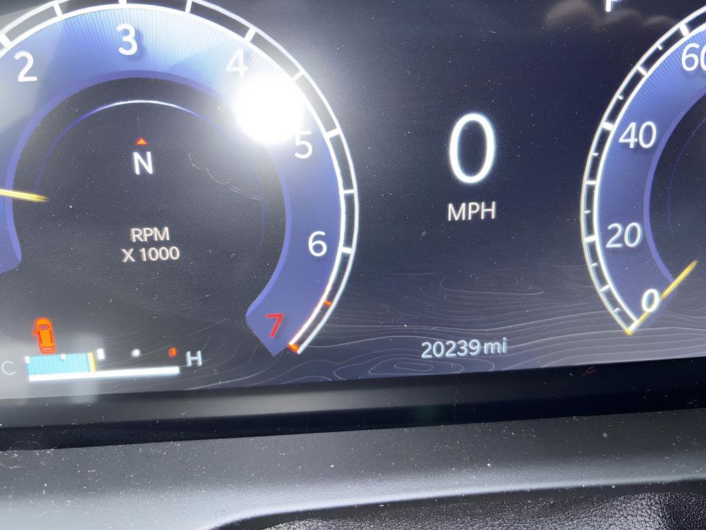 Used 2024 Jeep Grand Cherokee Laredo X w/ Luxury Tech Group I image 17