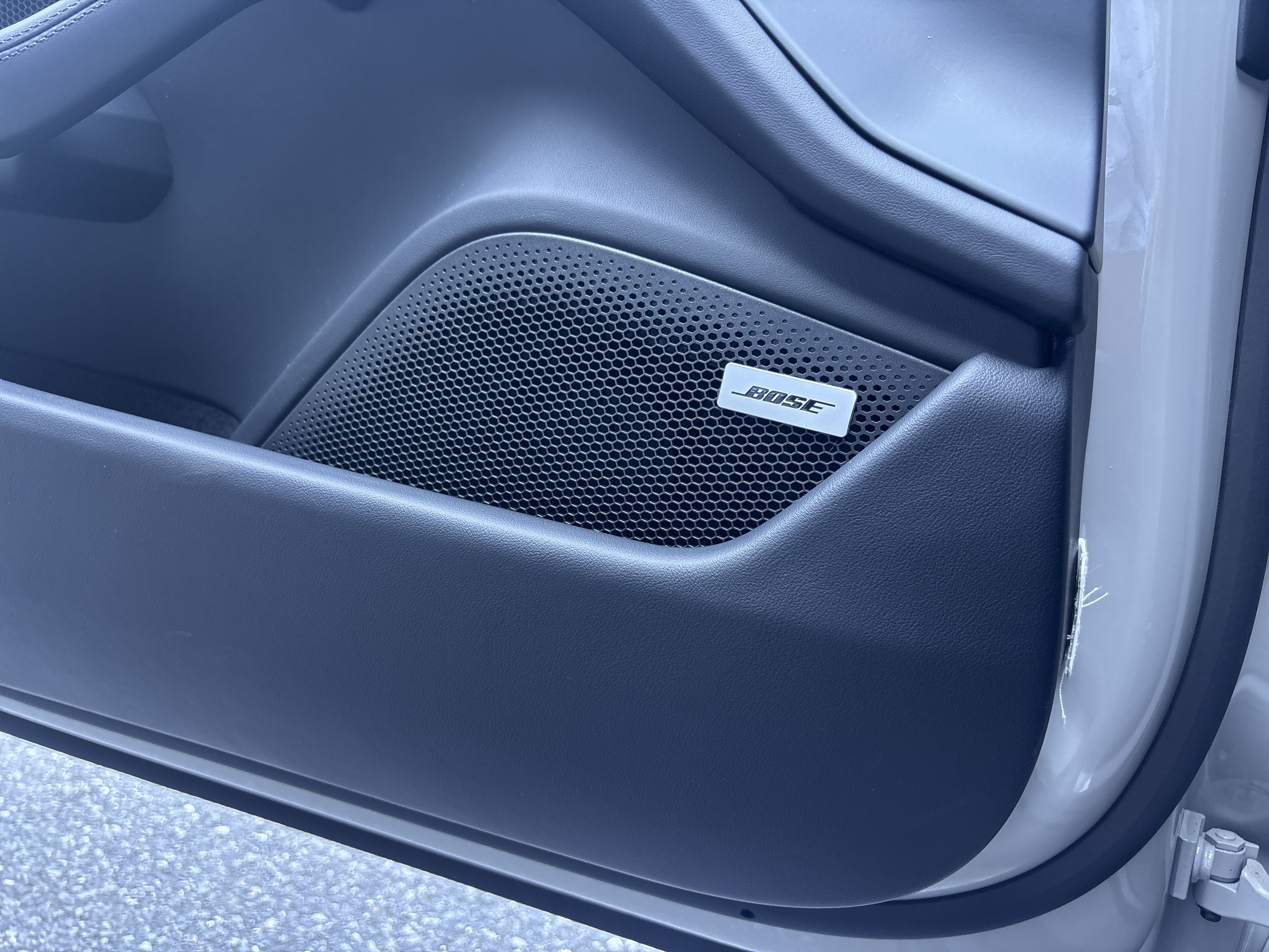 New 2026 Porsche Taycan GTS AWD/4WD image 27