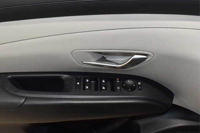 Used 2025 Hyundai Tucson SEL AWD/4WD image 21