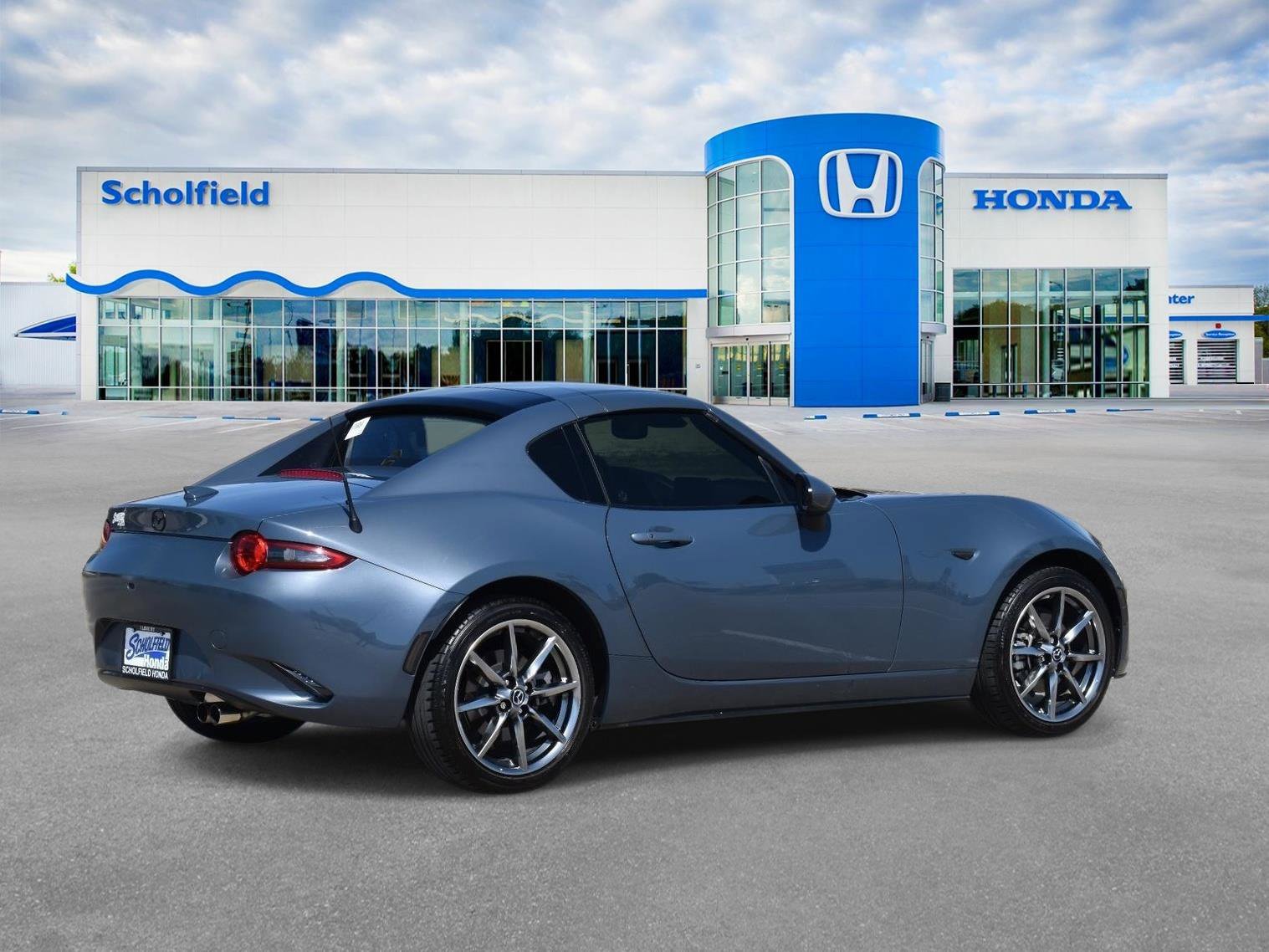 Used 2021 MAZDA MX-5 Miata RF Grand Touring image 3