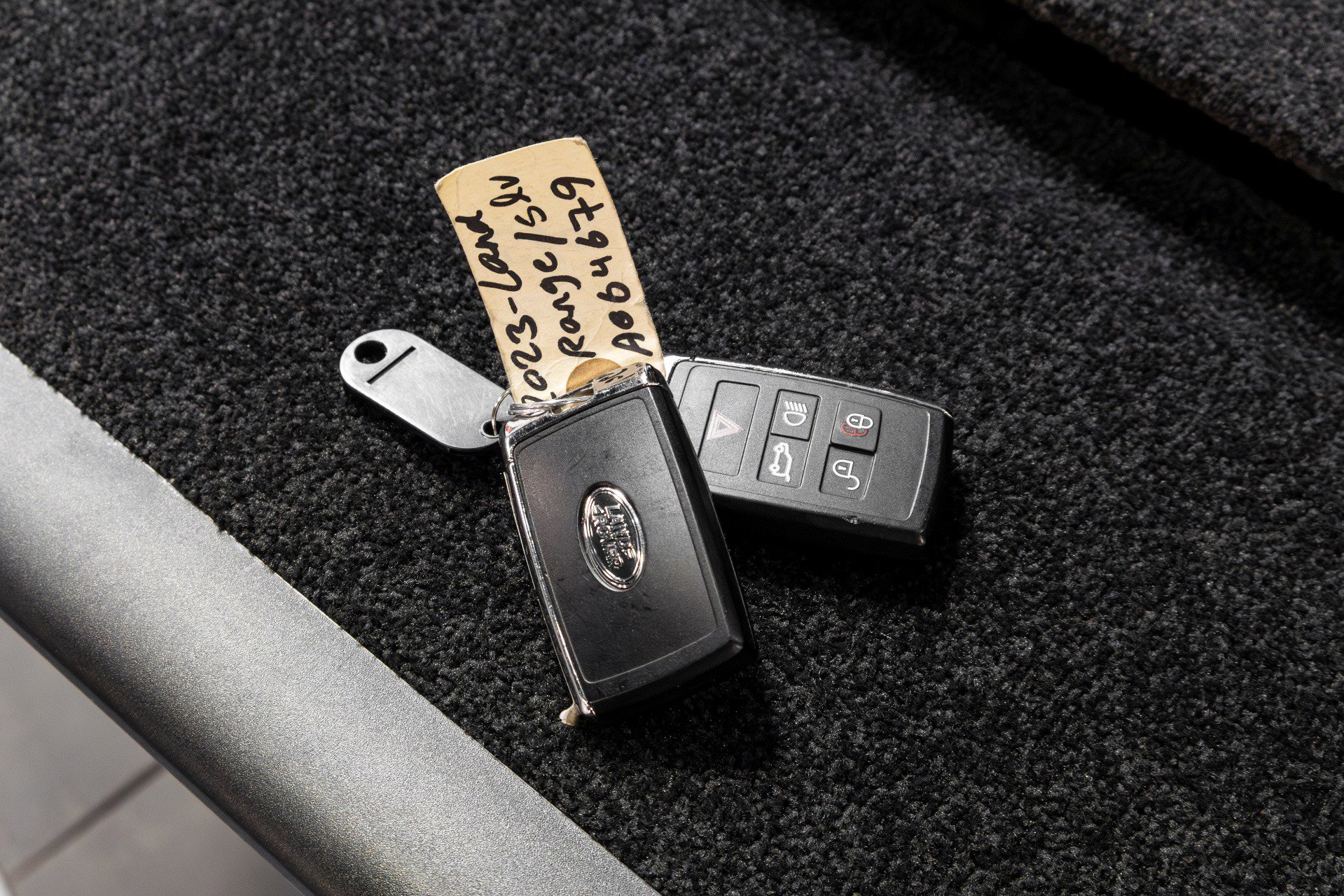 Used 2023 Land Rover Range Rover Autobiography image 79