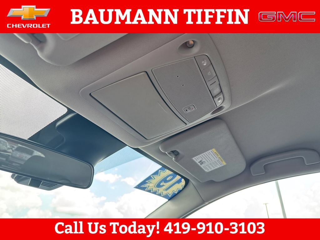 Used 2019 Nissan Rogue Sport SV w/ Technology Package FWD image 14