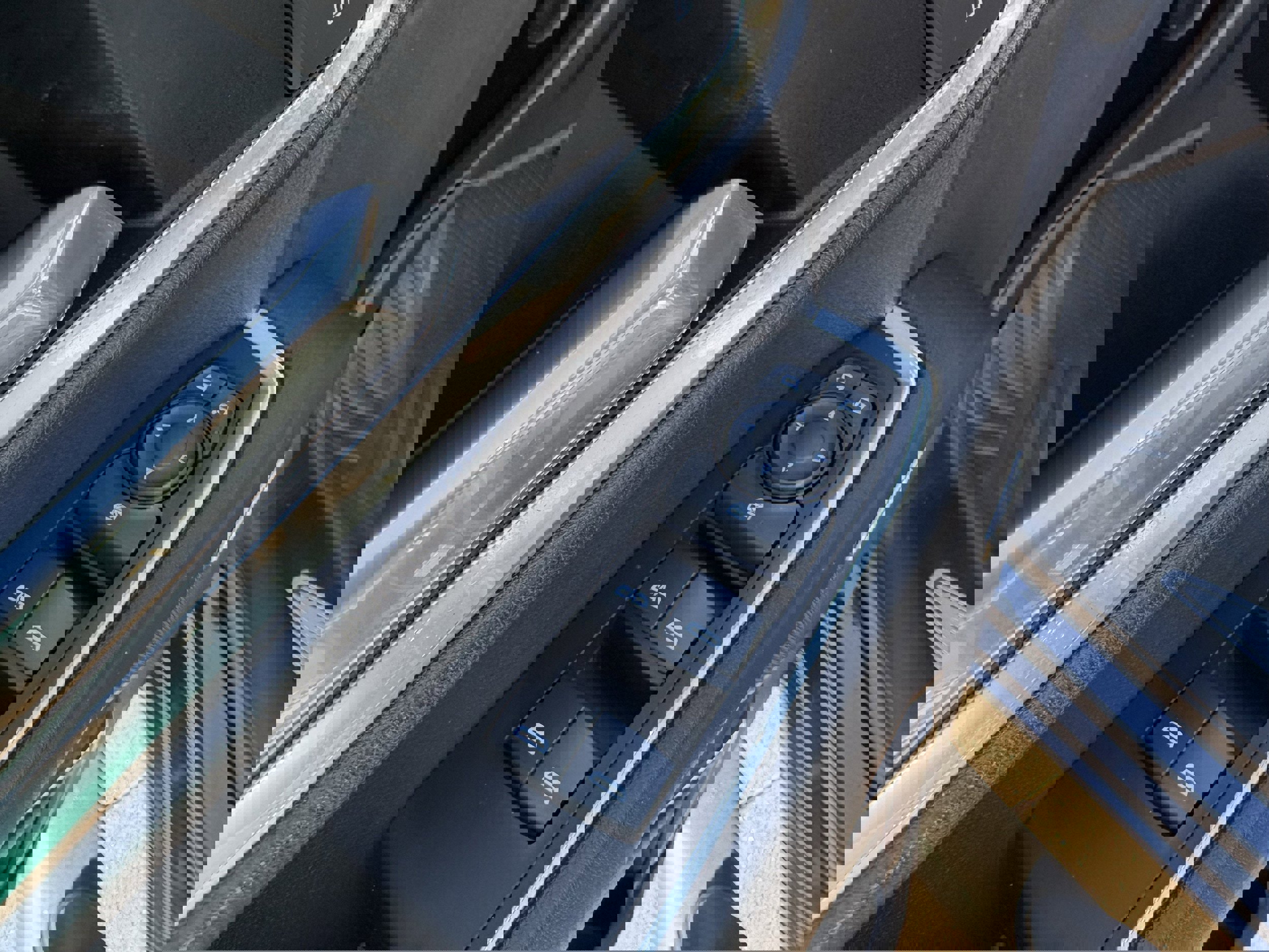 Used 2022 Chevrolet Silverado 1500 LT Trail Boss w/ Convenience Package II image 25