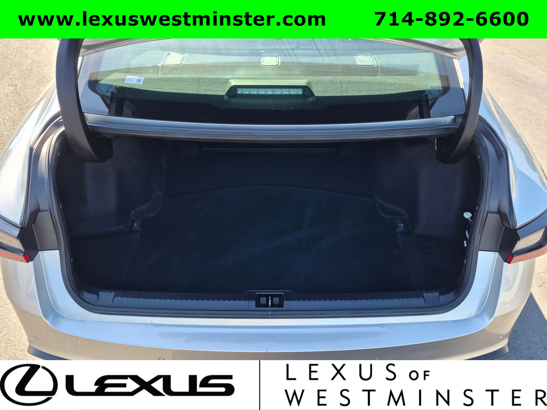 Used 2021 Lexus IS 300 w/ Comfort Package RWD image 10
