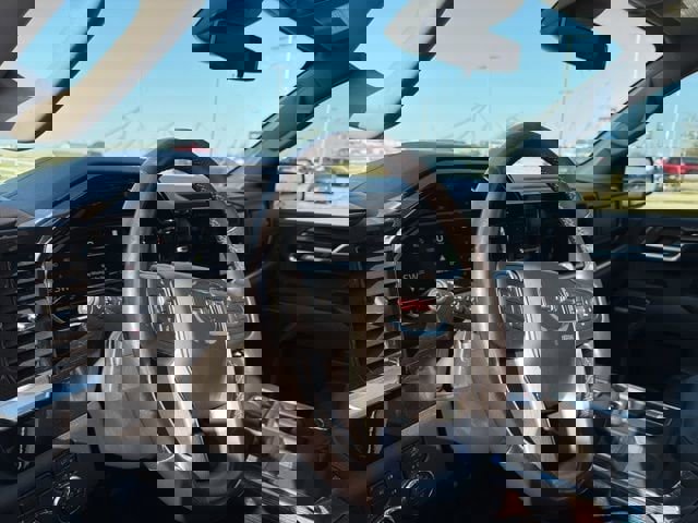 Used 2022 GMC Sierra 1500 Elevation w/ Elevation Premium Package image 19