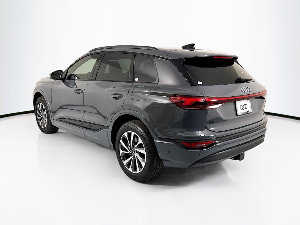 Used 2025 Audi Q6 e-tron Premium Plus AWD/4WD image 9