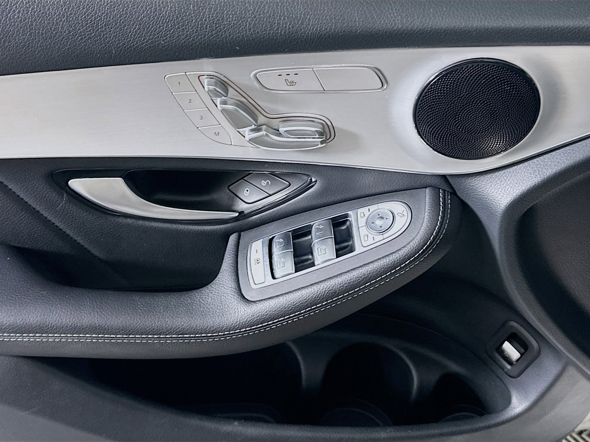 Used 2022 Mercedes-Benz GLC 300 image 15